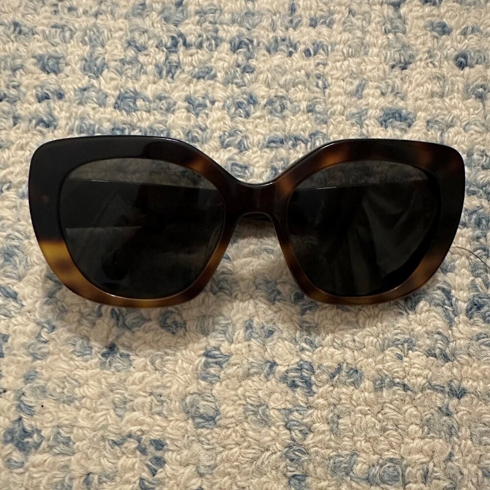NEW BARELY WORN Celine Tortoise Triomphe Butterfly Sunglasses